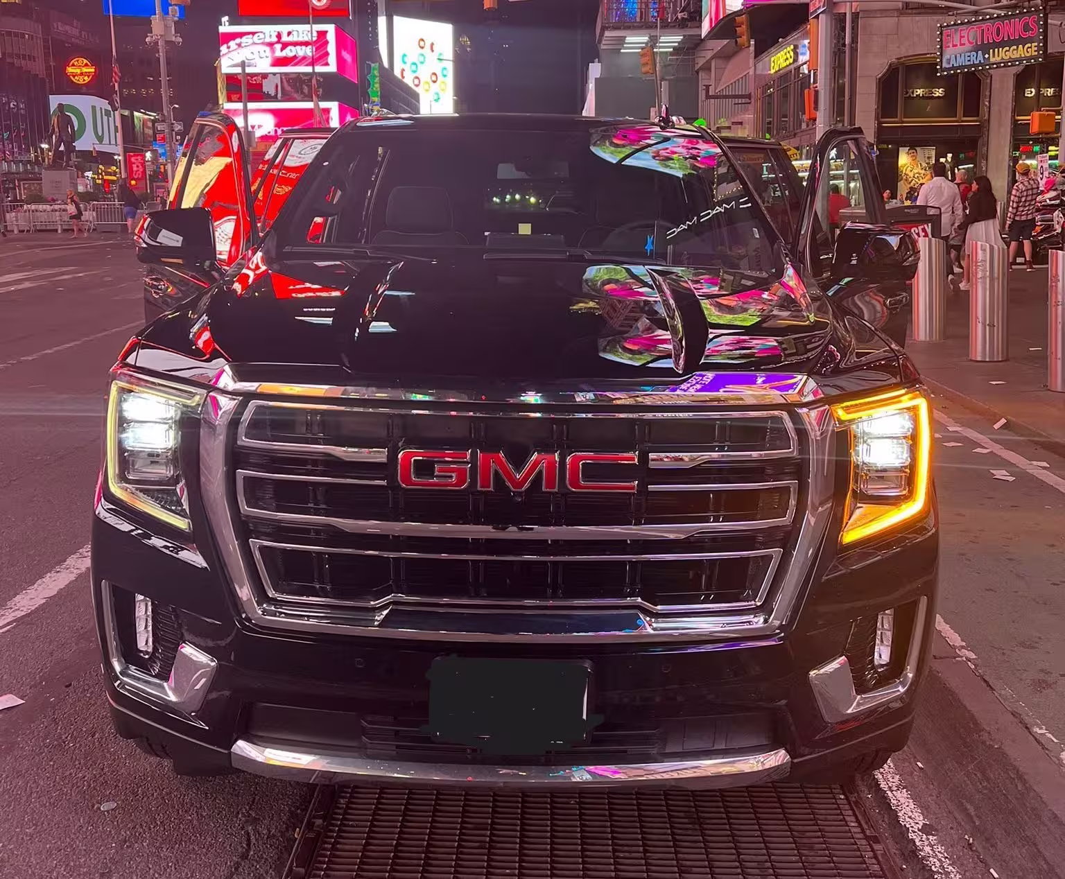 luxury-suv-manhattan